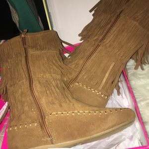 brown fringe boots